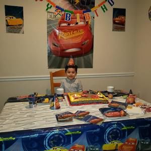 Meet your Posher, Dania